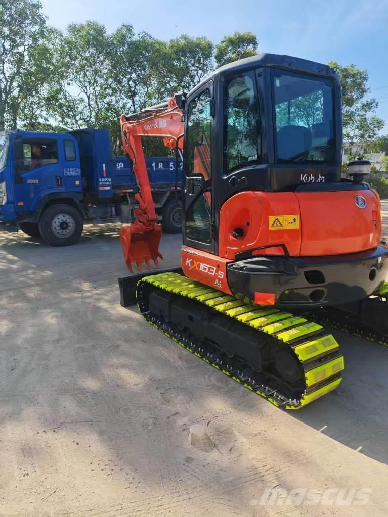 Kubota 163-5 Bageri guseničari