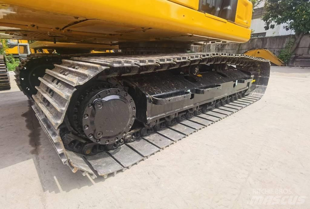 CAT 320 GC Bageri guseničari
