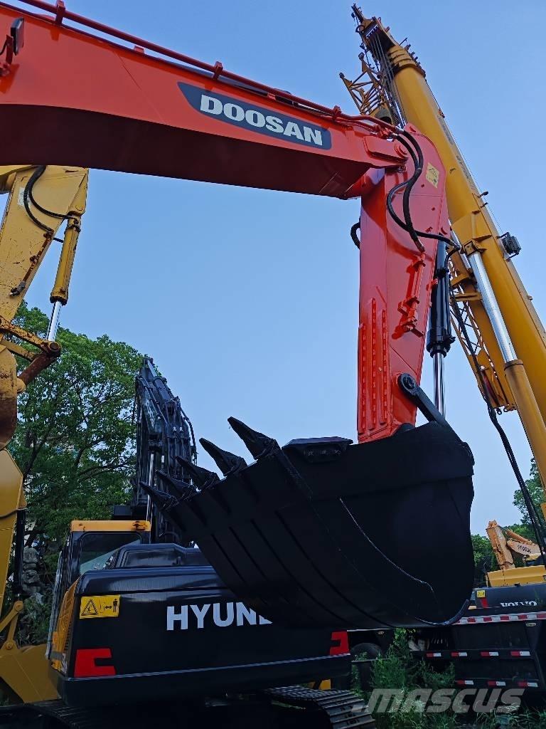 Doosan DX 300 LC Bageri guseničari
