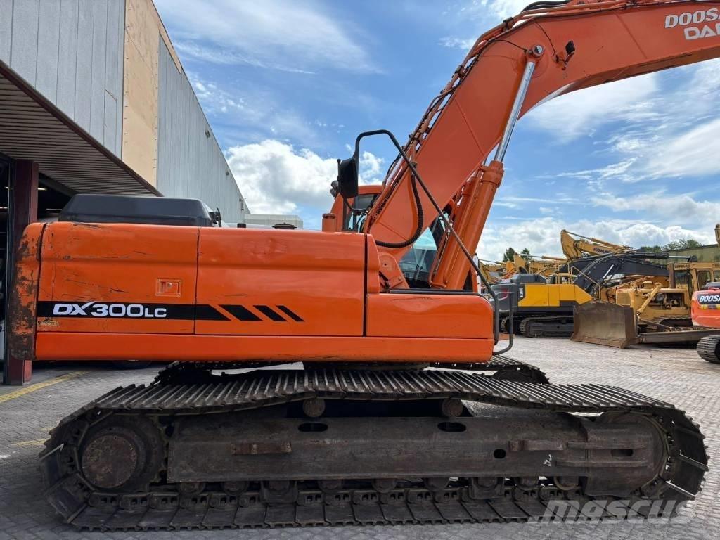 Doosan DX 300 LC Bageri guseničari