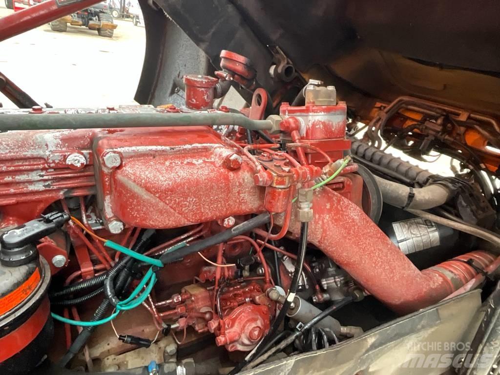 Iveco 135E 18 4X4 Sanduk kamioni