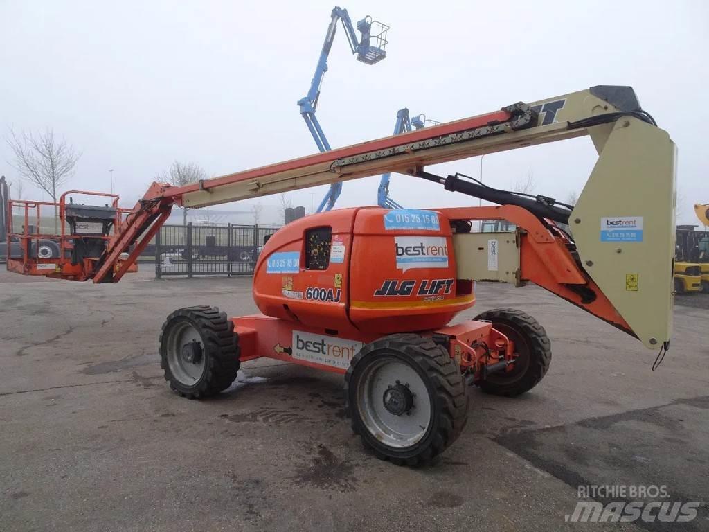 JLG 600AJ Zglobne podizne platforme
