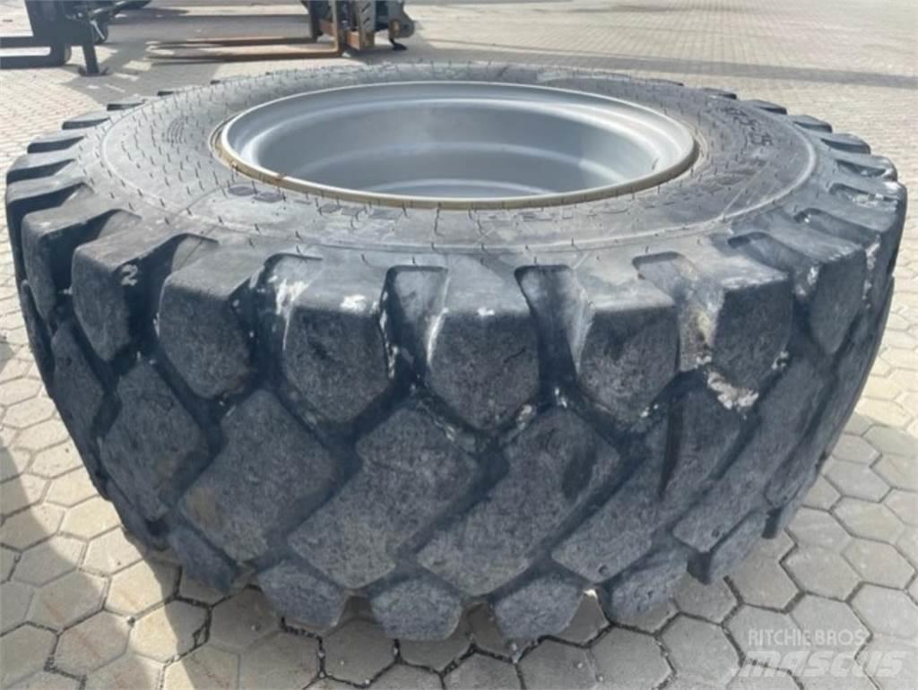  Øvrige ØVRIGE Gume, točkovi i felne
