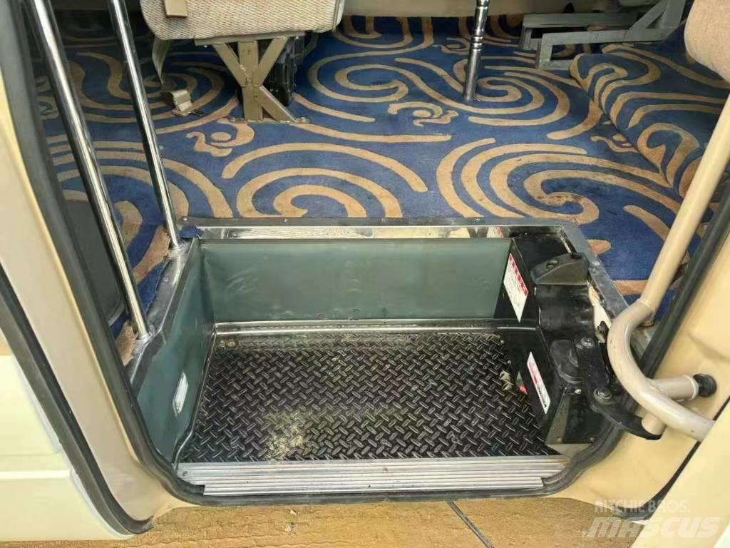 Toyota Coaster Međugradski autobusi