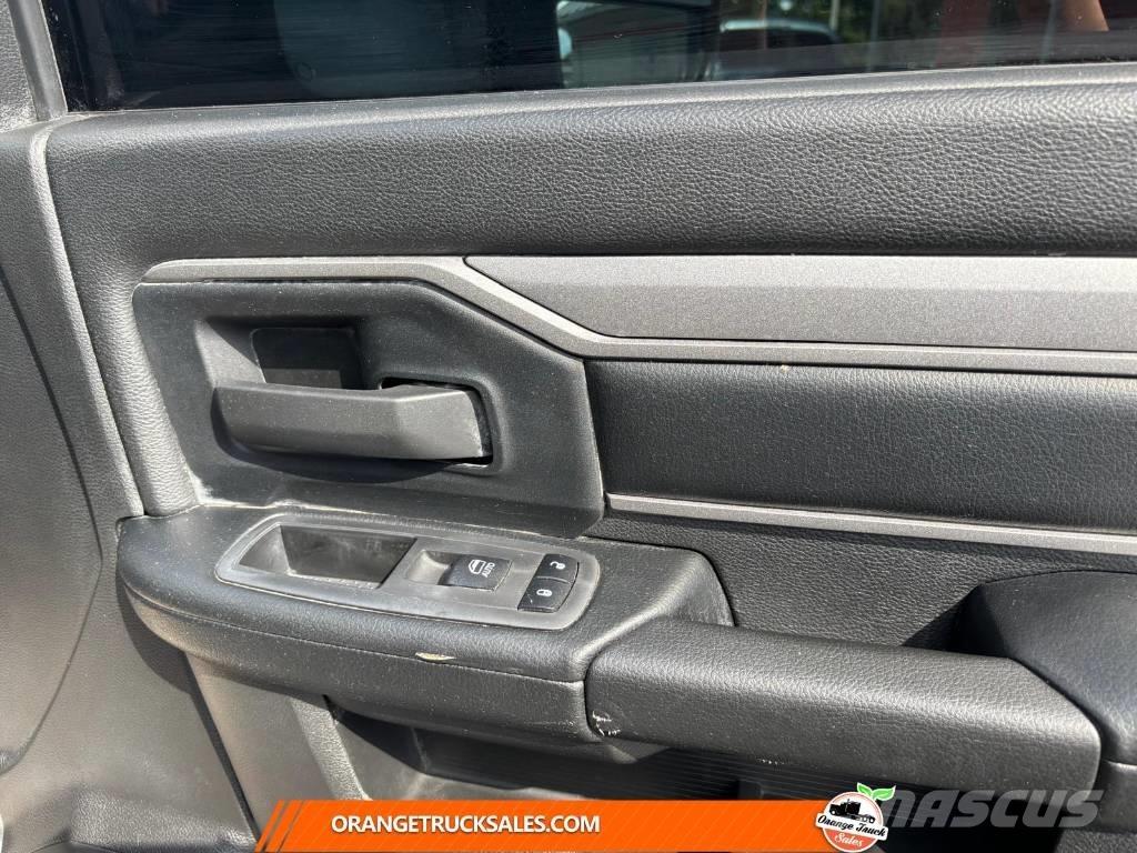 RAM 5500 HD Šleperi za vozila