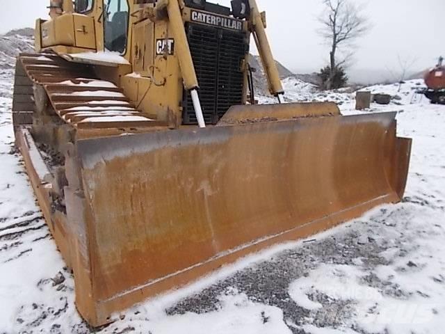 CAT D 6 H LGP II Buldožeri guseničari