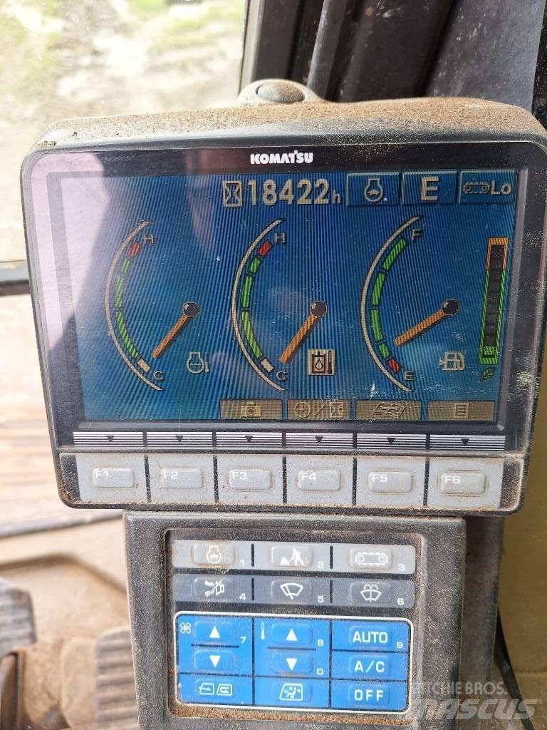 Komatsu PC 210 LC-8K Bageri guseničari