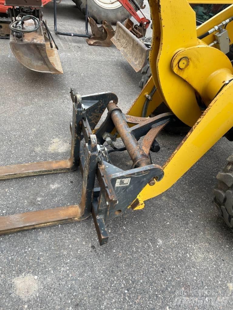 Komatsu WA 70 Utovarivači na točkove