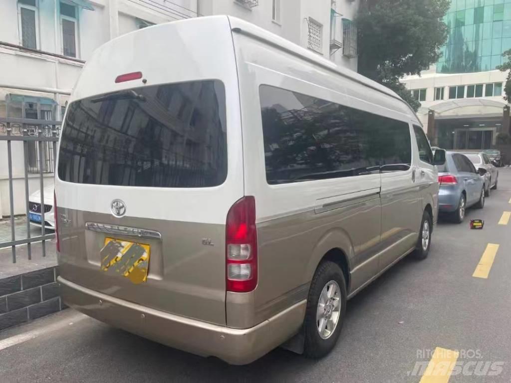 Toyota Coaster Međugradski autobusi