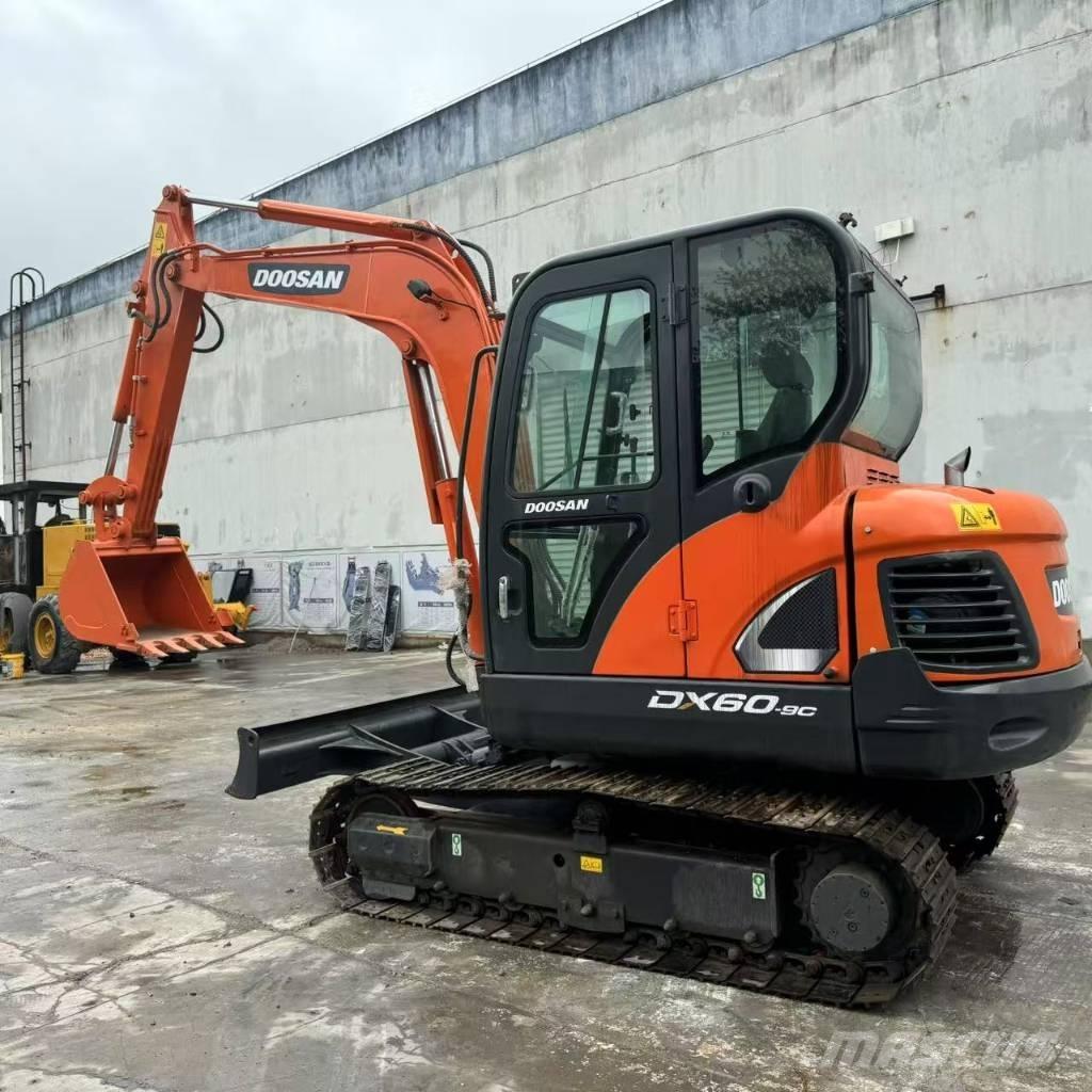 Doosan DX 60-9 C Mini bageri < 7t