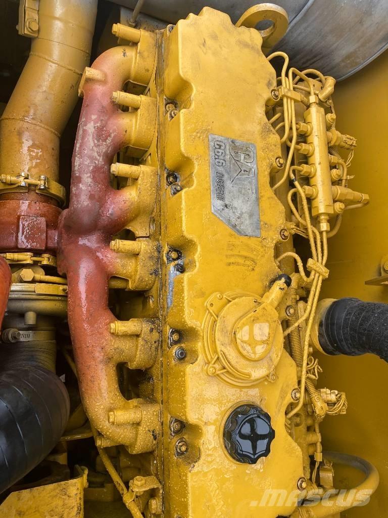 CAT 320 D Bageri guseničari