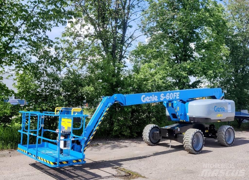 Genie S-60 FE Zglobne podizne platforme