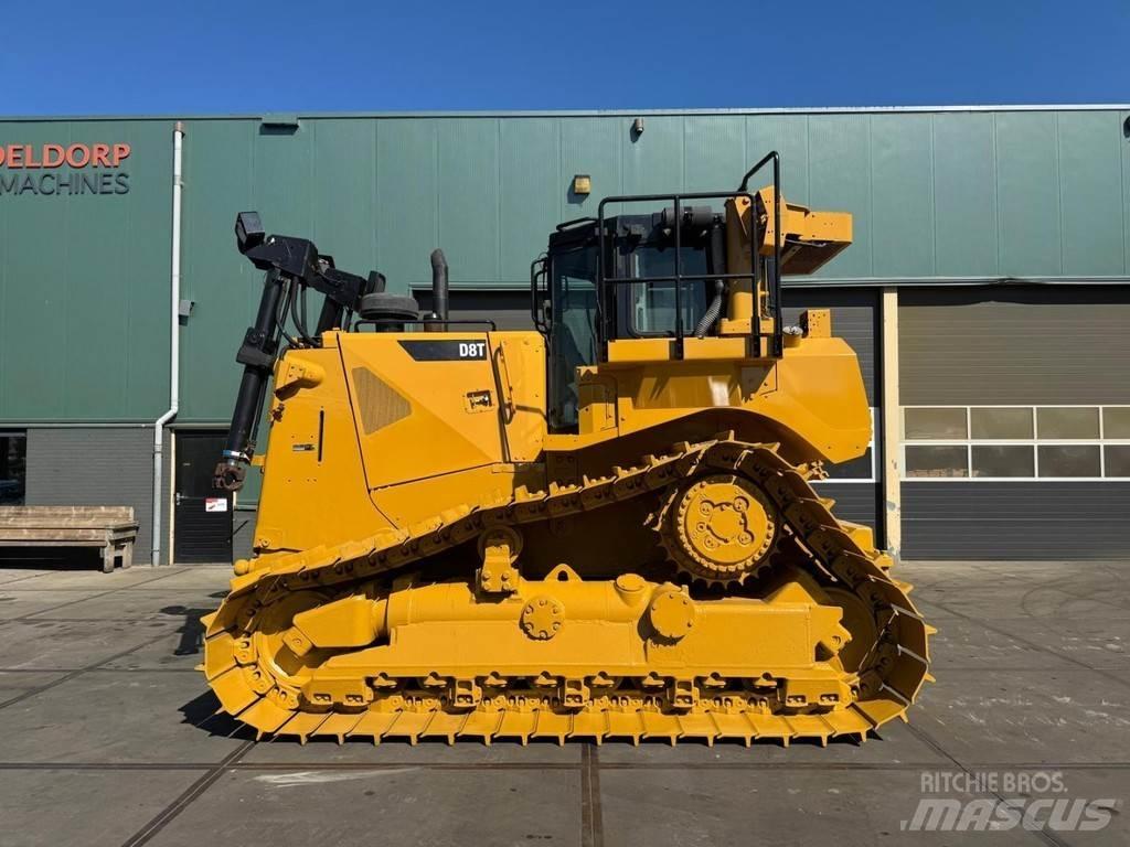 CAT D8T LGP Buldožeri guseničari