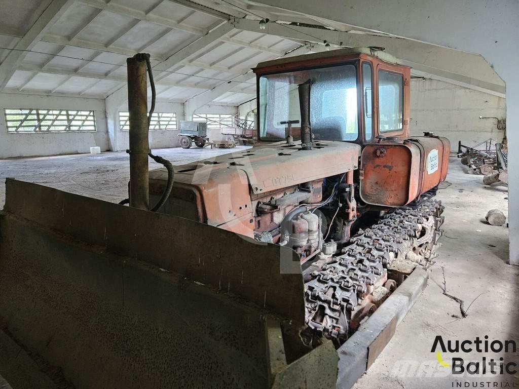  Onbekend DT-75 Buldožeri guseničari