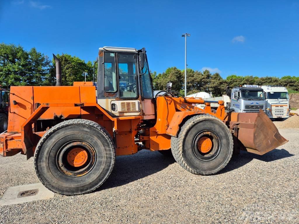 Hitachi FR 130 Utovarivači na točkove