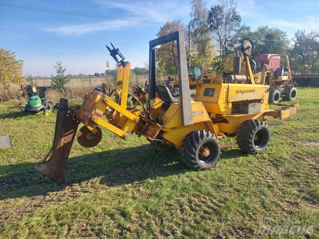 CASE Davis DH5 Ostalo za građevinarstvo