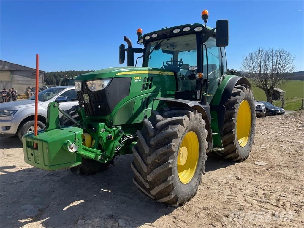 John Deere 6155R Traktori