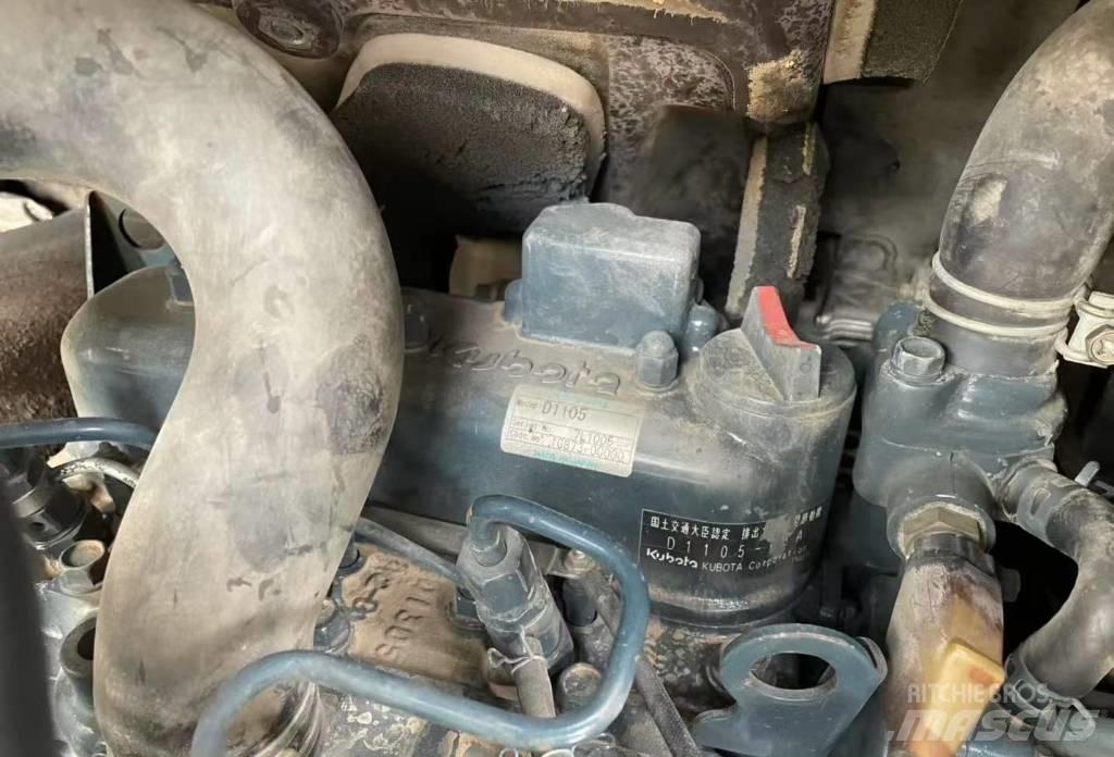 Kubota 25 Mini bageri < 7t