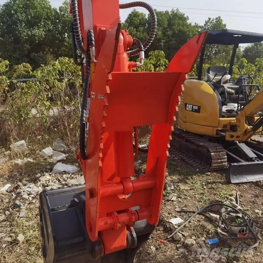 Kubota KX 155 Bageri guseničari