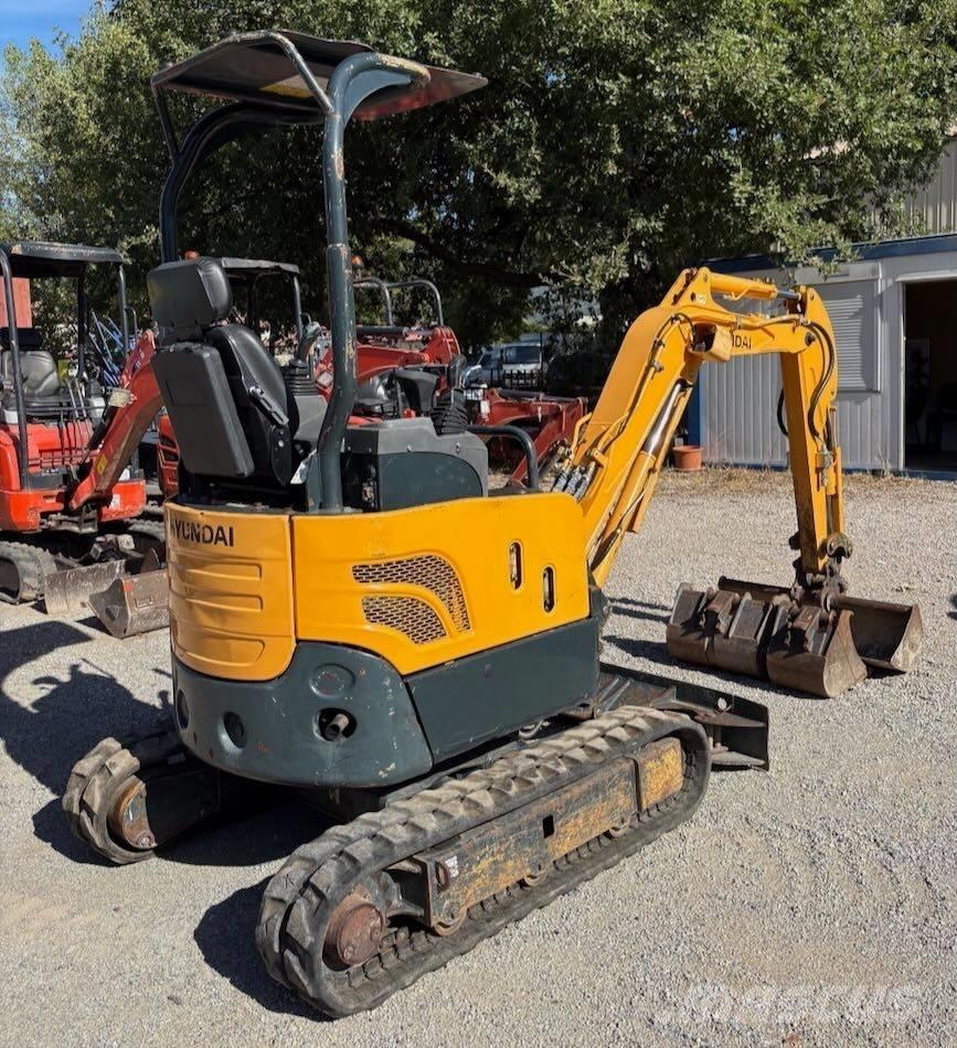 Hyundai R17-9 Mini bageri < 7t
