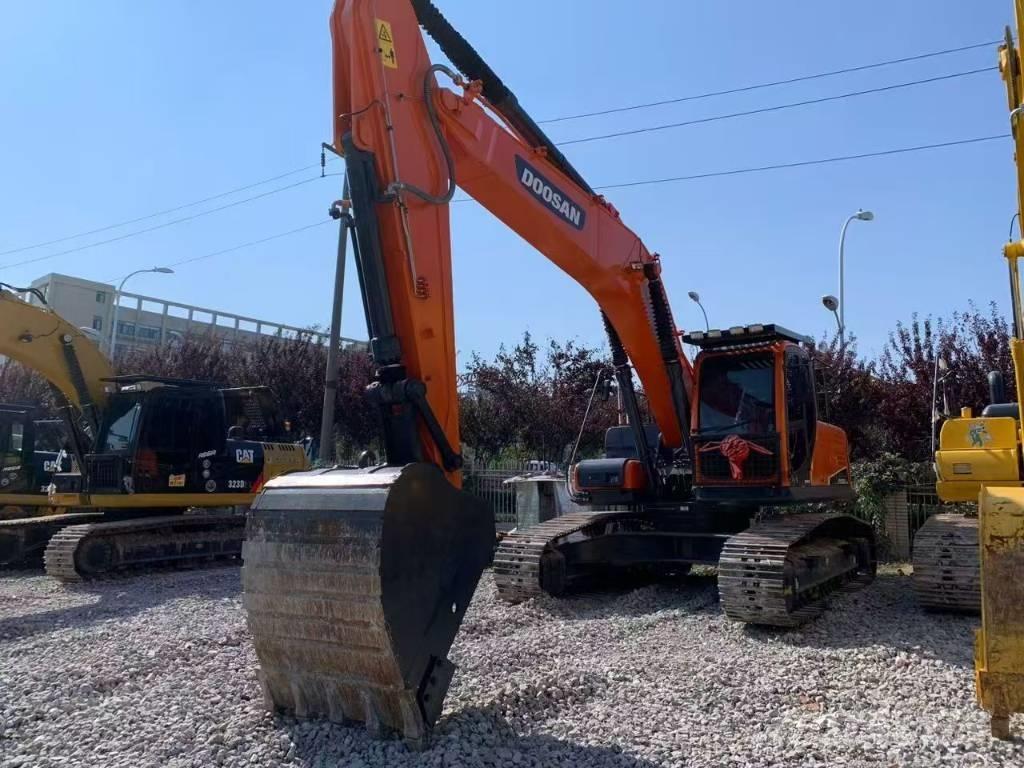 Doosan 300-7 Bageri guseničari