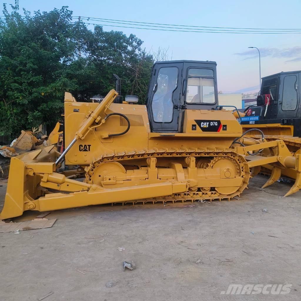 CAT D 7 R Buldožeri guseničari