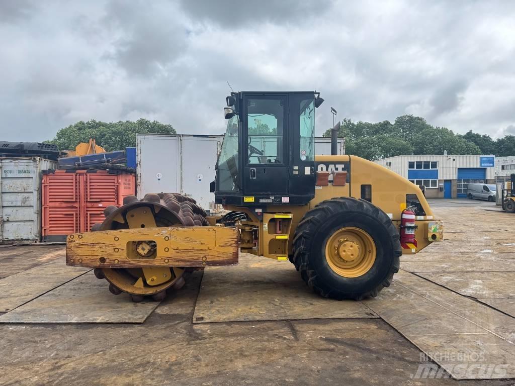 CAT CP 533 E Valjci sa jednim bubnjem