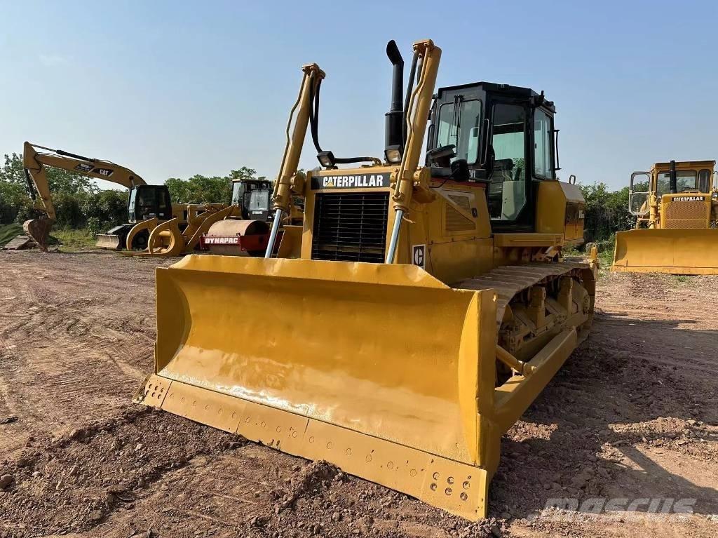 CAT D 6 G Buldožeri guseničari