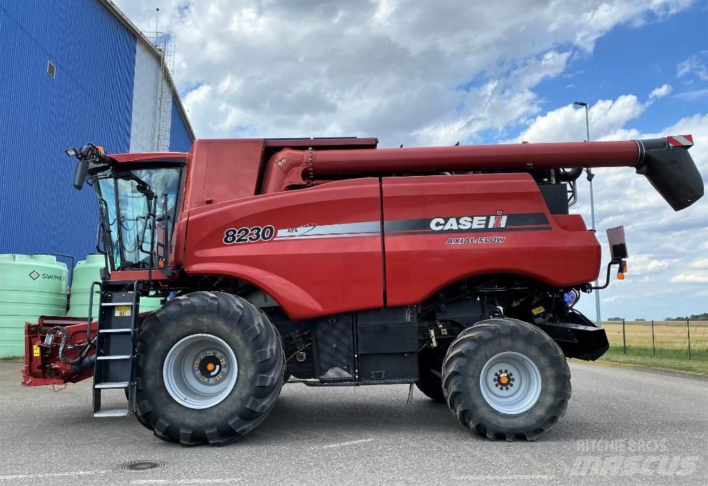 Case IH 8230 Kombajni