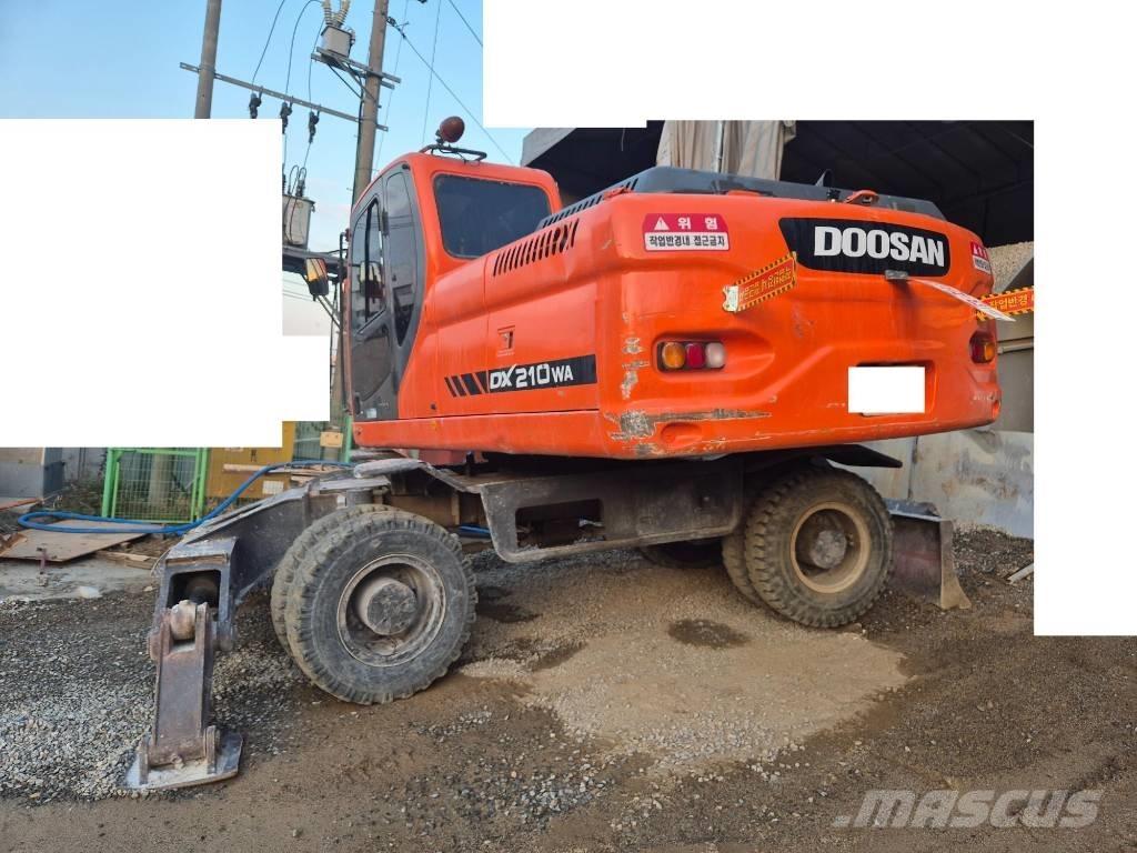 Doosan DX210W Bageri točkaši