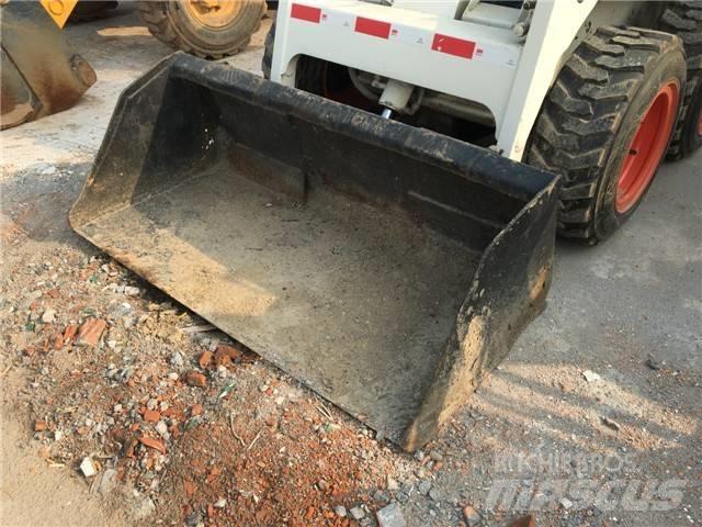Bobcat S 130 Skid steer mini utovarivači