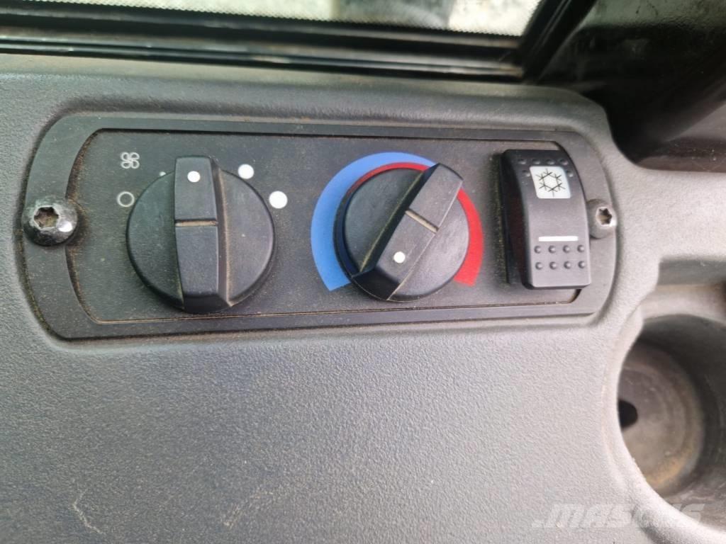CAT D 4 K 2 LGP Buldožeri guseničari