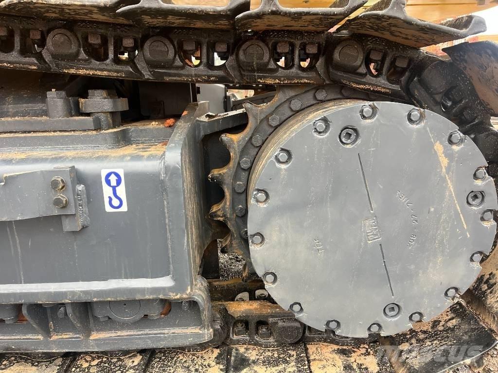 Komatsu PC 450 LC-8 Bageri guseničari