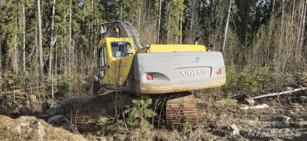 Volvo EC 240 LC Bageri guseničari