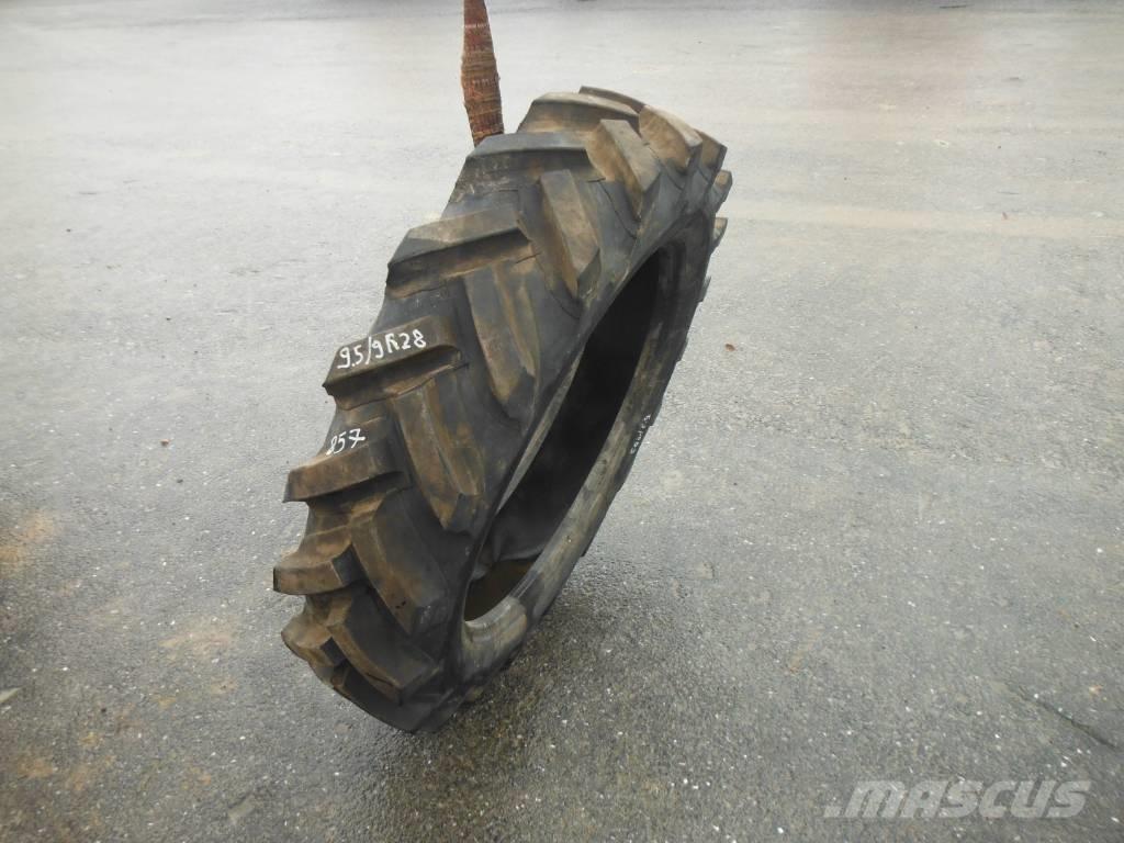 Michelin 9.5/9R28 Gume, točkovi i felne