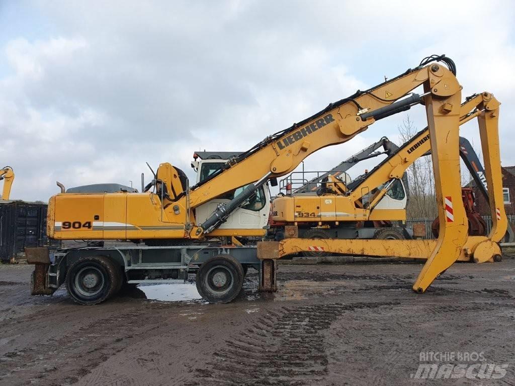 Liebherr A 904 C Bageri za prenos primarnih/sekundarnih sirovina