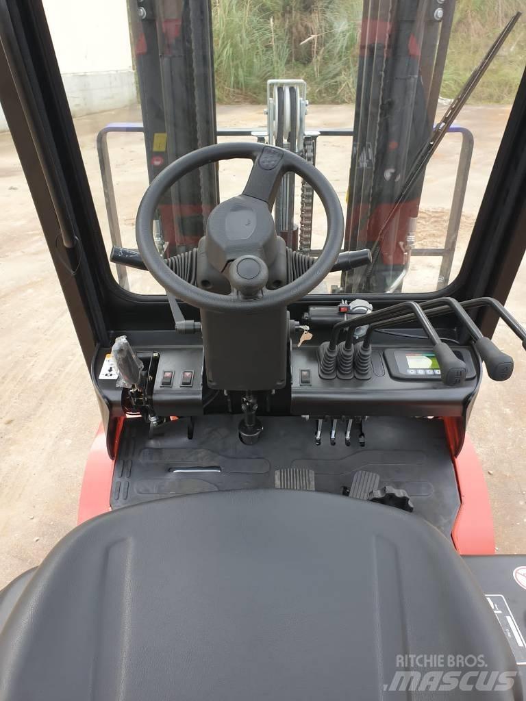 EP EFL181 Električni viljuškari