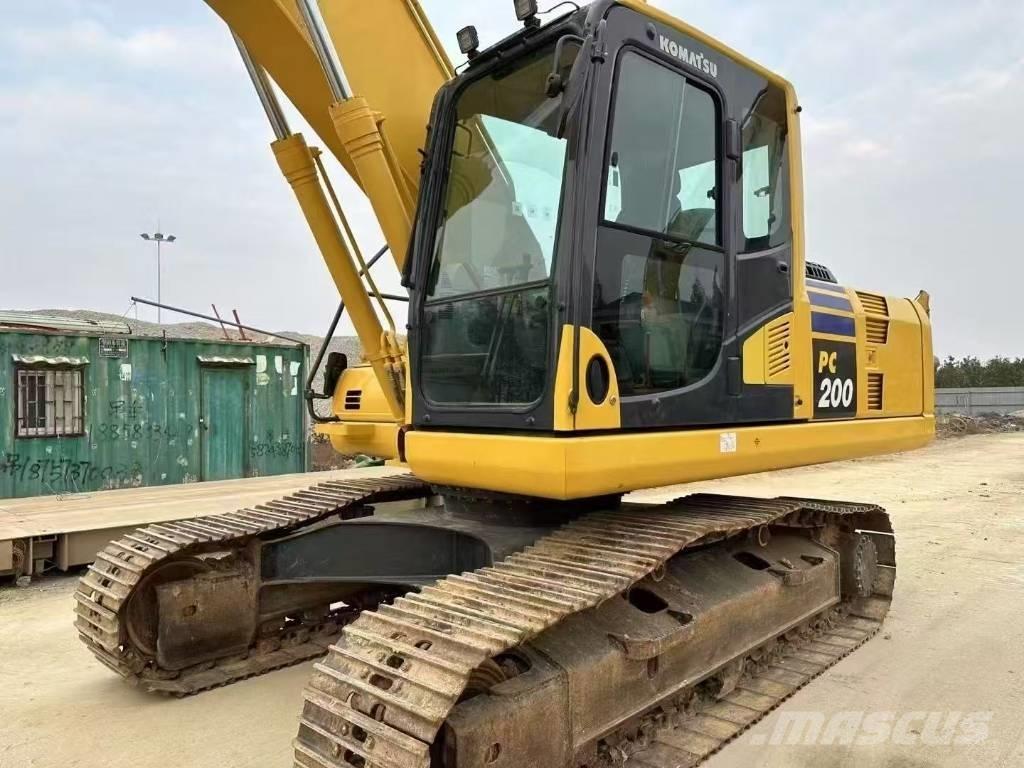 Komatsu PC 200 Bageri guseničari