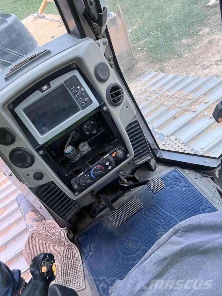 CAT D 6 N LGP Buldožeri guseničari