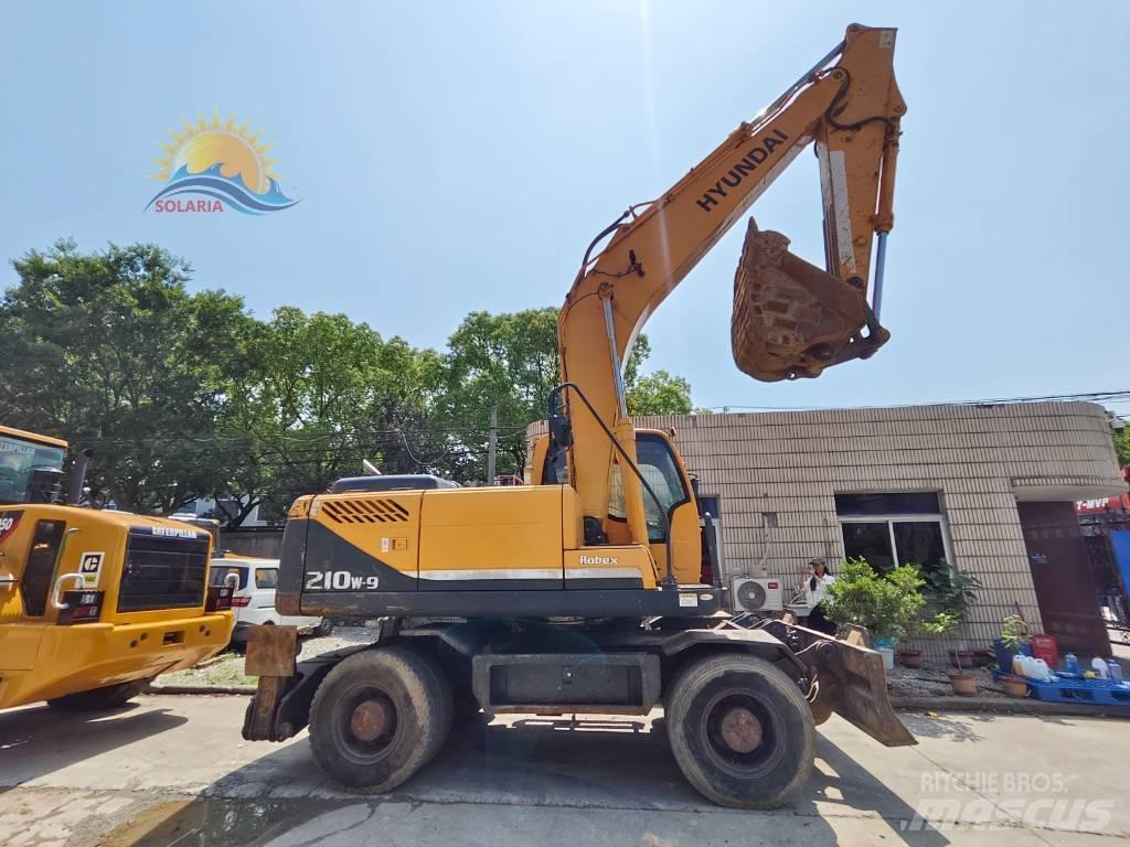 Hyundai R210W-9 Bageri točkaši