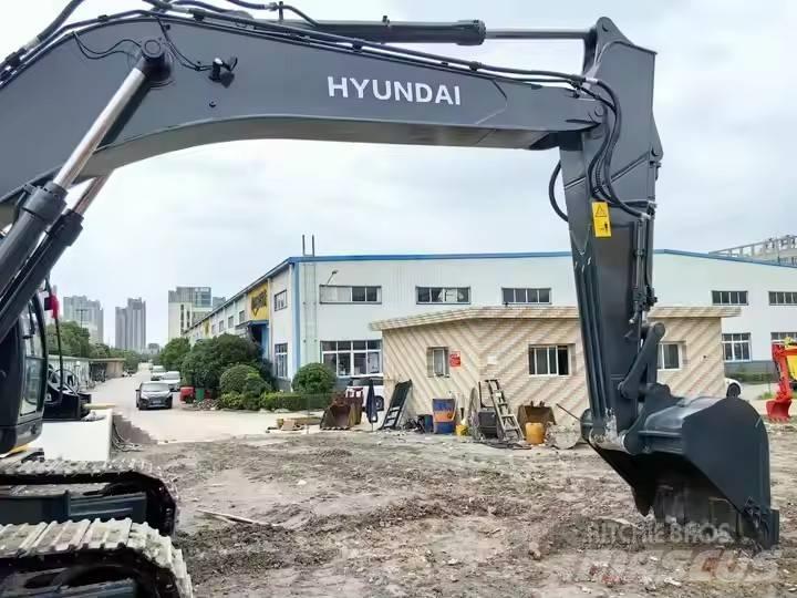 Hyundai 305 LC-9T Bageri guseničari