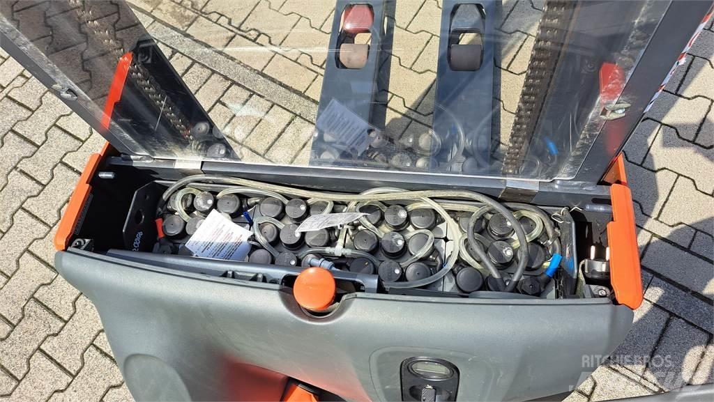 Linde L12- BR1172 Ručni električni viljuškar