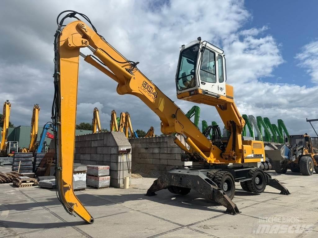 Liebherr A 904 Bageri za prenos primarnih/sekundarnih sirovina