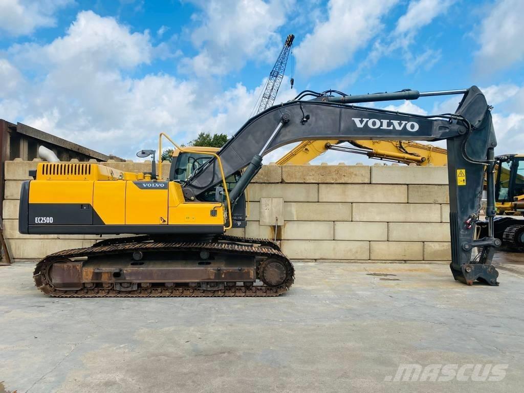 Volvo EC 250 D N L Bageri guseničari