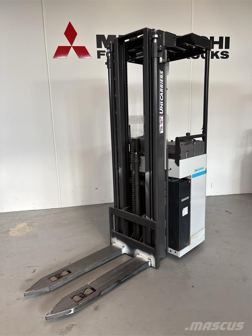 Atlet A160 Samopogonski ručni viljuškari