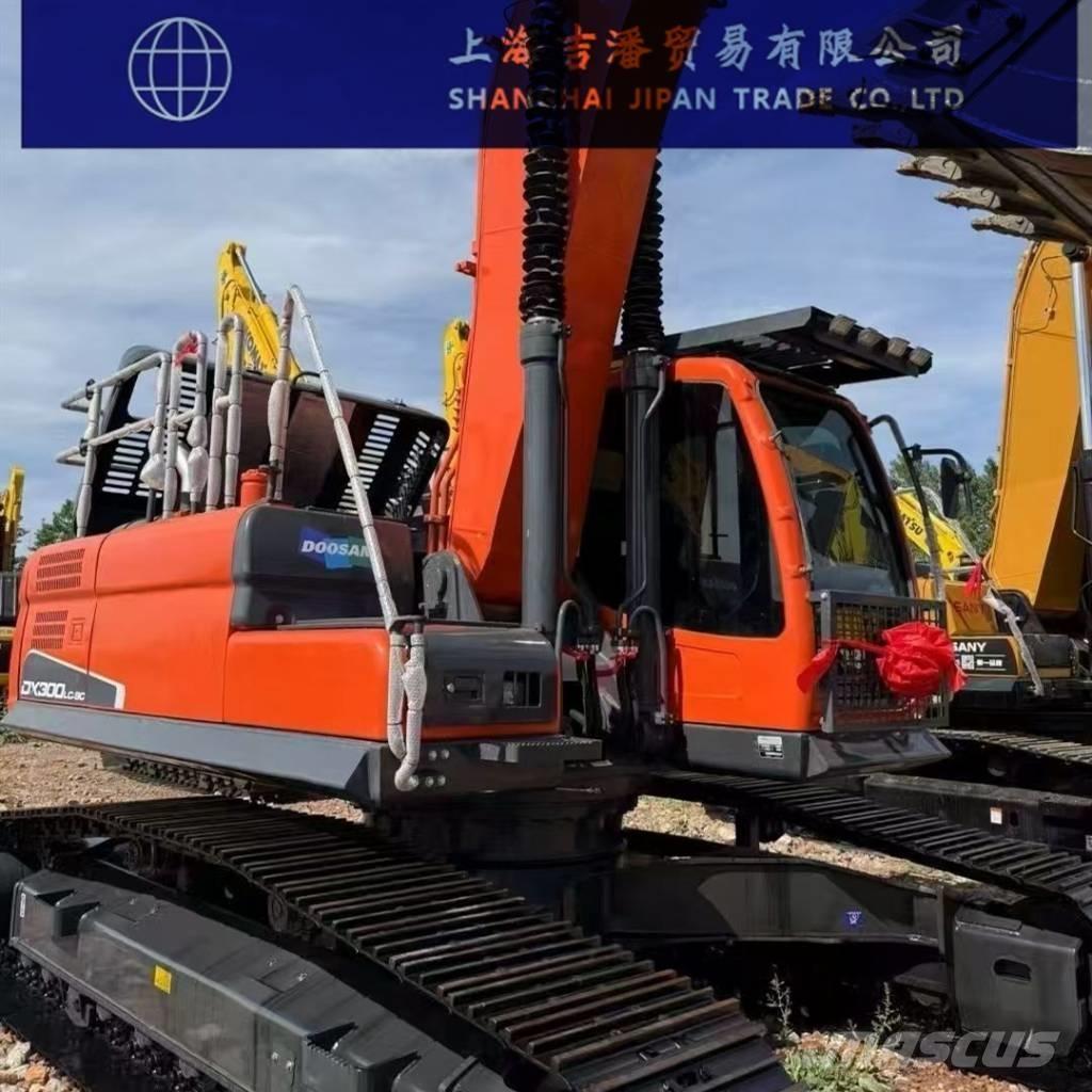 Doosan DX 300 Bageri guseničari