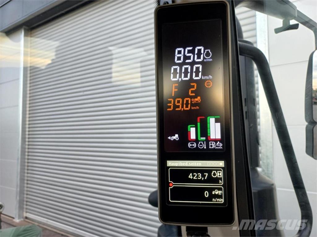 John Deere 6120M Traktori