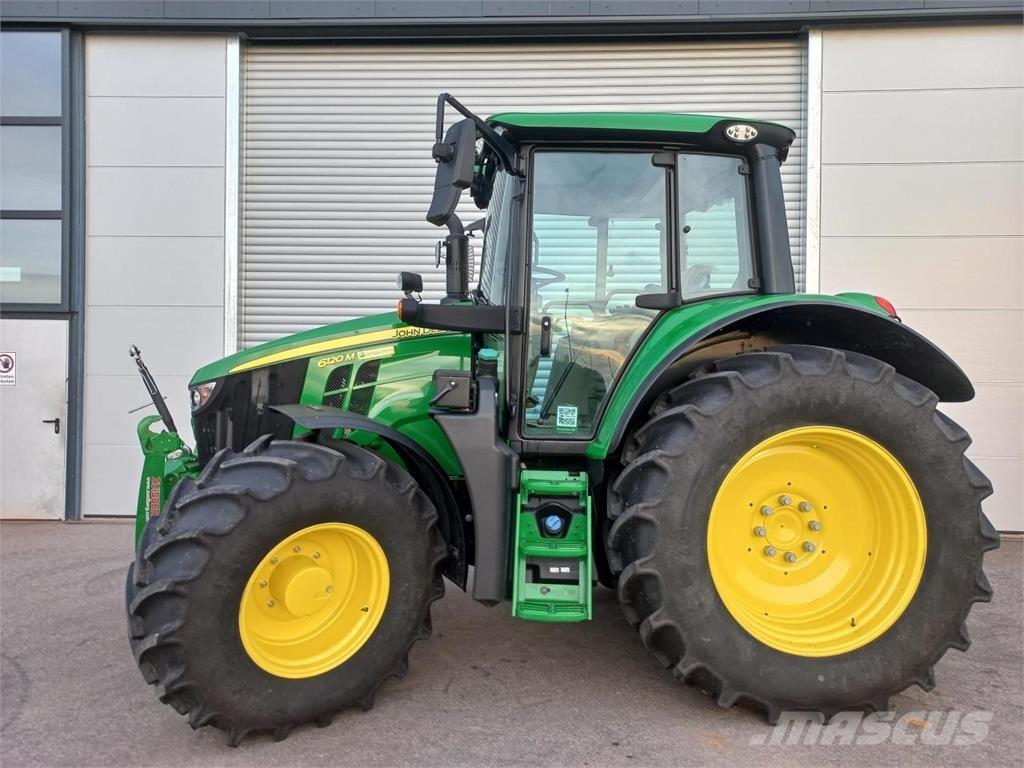 John Deere 6120M Traktori