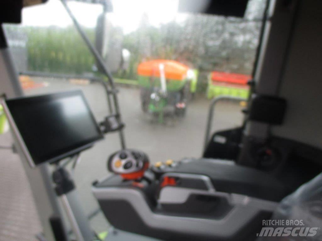 CLAAS LEXION 7700 Kombajni