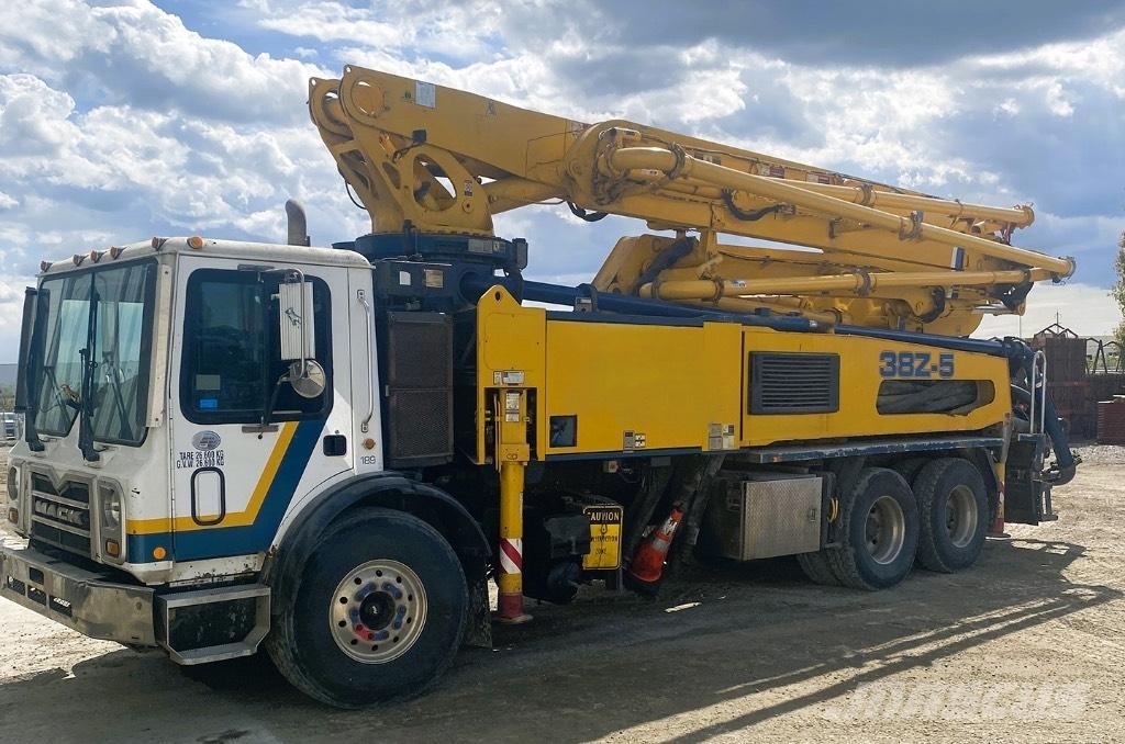 Putzmeister (#189) 38M Kamionske beton pumpe
